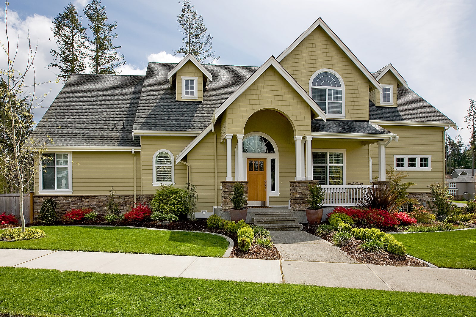 DR Roofing & Painting LLC Images